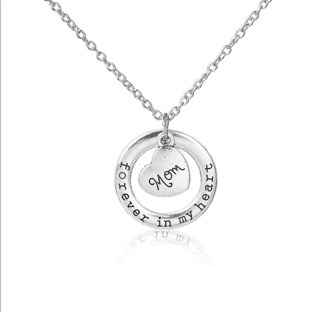 Moms necklace
